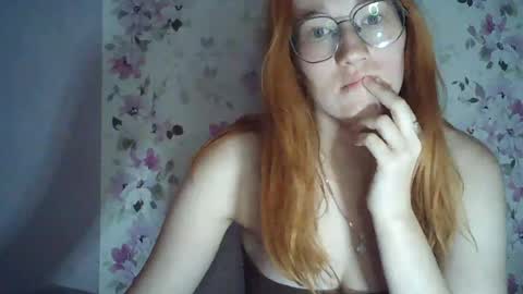 Snapshot of eveliina_shy chatting on 07.21.26 Evelina online show from 07.21.26