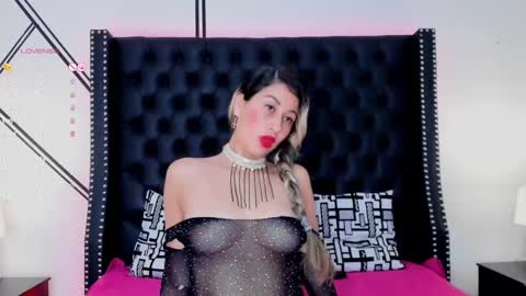 Snapshot of evelin_diaz_ chatting on 01.23.25 Evelin online show from 01.23.25