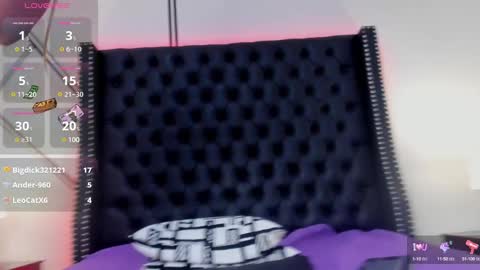 Snapshot of evelin_diaz_ chatting on 01.30.25 Evelin online show from 01.30.25