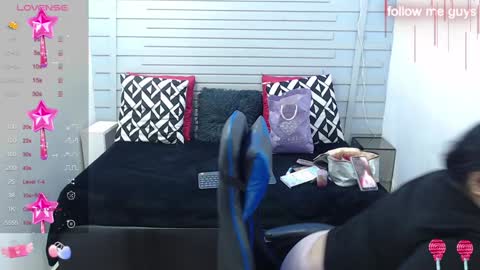 evelin zaens online show from 01.25.25