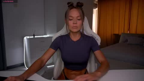Evelina online show from 06.06.26