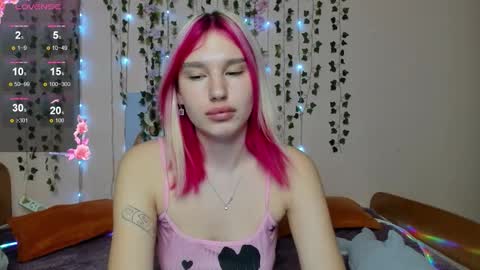 Evelina online show from 11.21.25