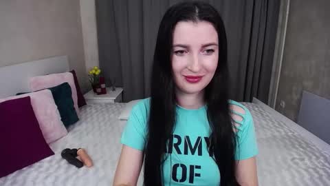 Evelin online show from 11.20.25