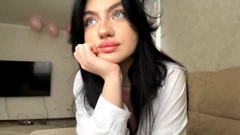 Sofia online show from 02.25.26