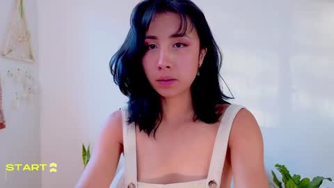 Snapshot of evelyn_chelle chatting on 01.23.25 Im Eve or Chelle Next Stream 191224 online show from 01.23.25