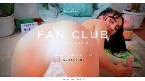 Snapshot of evelyn_chelle chatting on 01.28.25 Im Eve or Chelle Next Stream 191224 online show from 01.28.25