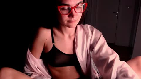 Snapshot of evelyn_gg chatting on 06.18.26 Evelyn online show from 06.18.26
