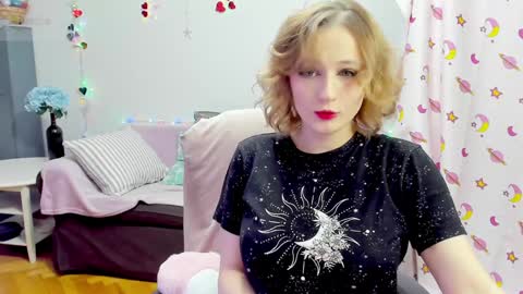 Snapshot of evelyn_harper_x chatting on 01.14.25 Eve online show from 01.14.25