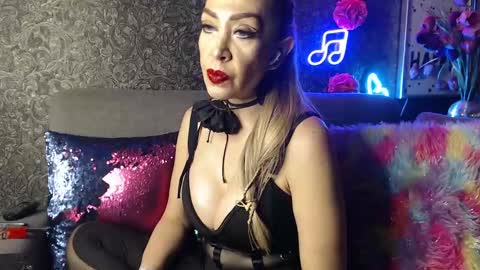 EvelynaGrey online show from 01.08.25