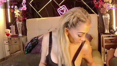 EvelynaGrey online show from 05.22.26