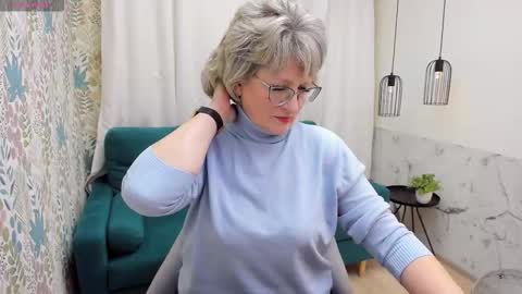 Evelyn online show from 03.02.26