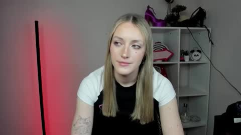 evelynblond online show from 03.19.26