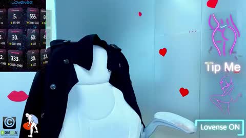 Snapshot of evelyne_rose chatting on 12.02.25 evelyne_rose online show from 12.02.25