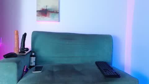 Evelyn martinez  online show from 02.24.26