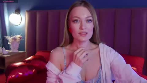 Evelyn online show from 02.13.26