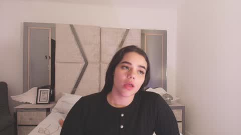 Evelyn Woods online show from 12.22.24