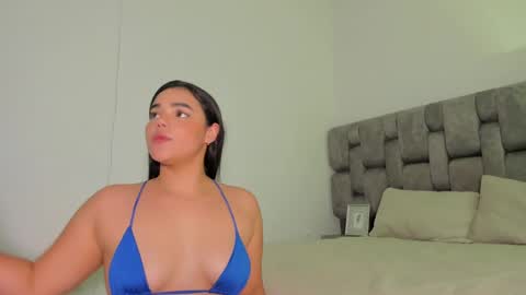 Evelyn Woods online show from 01.17.25