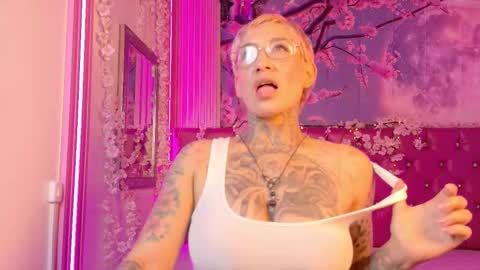 everlyn_sexx online show from 02.28.26