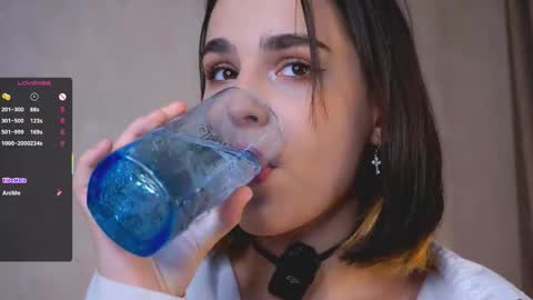 Anita online show from 10.04.25