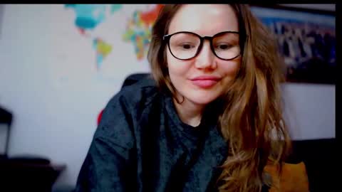 Snapshot of evesib chatting on 03.24.26 Goddes 1 online show from 03.24.26