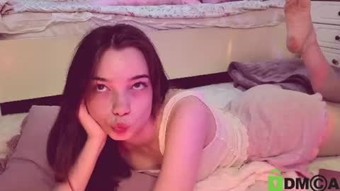 evi_brook online show from 07.18.26