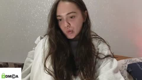 Snapshot of evi_woow chatting on 06.18.26 evi_woow online show from 06.18.26