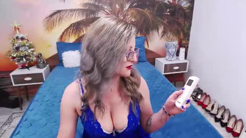 Evia online show from 12.16.24