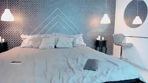 Snapshot of evie_demn chatting on 12.21.25 Evie Denm online show from 12.21.25