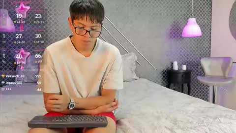 Snapshot of evie_demn chatting on 01.10.26 Evie Denm online show from 01.10.26