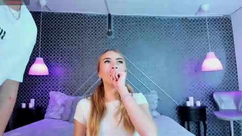 Snapshot of evie_demn chatting on 03.13.26 Evie Denm online show from 03.13.26