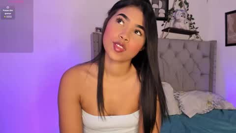 Ivi Alejandra  online show from 12.03.25