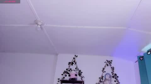 Ivi Alejandra  online show from 07.23.26