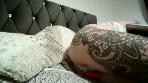 evieloves online show from 01.16.25