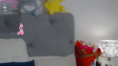 Evie online show from 02.27.25