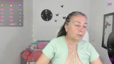 Snapshot of evil_stepmothers chatting on 05.09.26 Pamela online show from 05.09.26