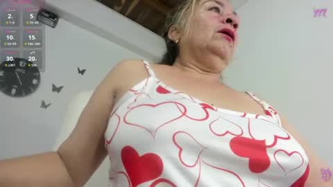 Snapshot of evil_stepmothers chatting on 06.12.26 Pamela online show from 06.12.26