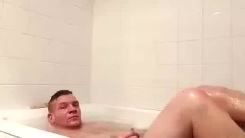 Snapshot of evolvingmass chatting on 01.18.25 evolvingmass online show from 01.18.25