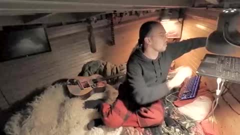 Snapshot of evpierce chatting on 02.04.26 EvPierce online show from 02.04.26