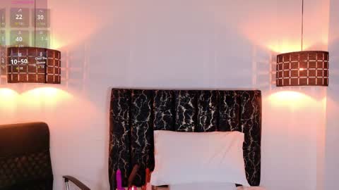 evvaa_moon online show from 03.31.26