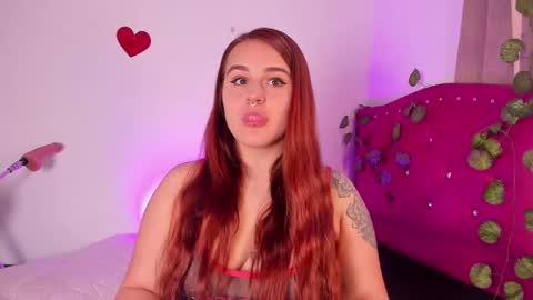 Snapshot of evy_orange1 chatting on 03.04.25 EVY online show from 03.04.25