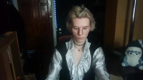 Snapshot of ex1dra06 chatting on 03.28.26 Essa online show from 03.28.26