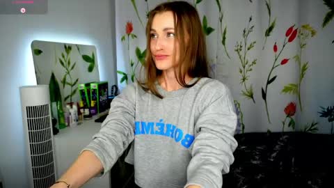 Snapshot of exe_cutie chatting on 03.12.26 Mary online show from 03.12.26