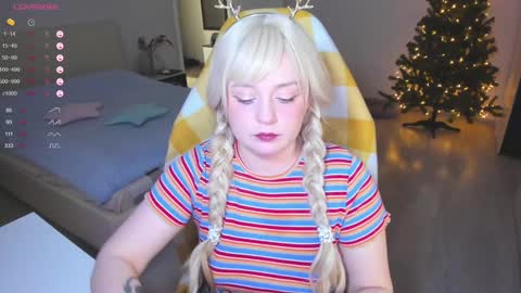 Snapshot of exhoneyangel chatting on 12.26.24  Amy  online show from 12.26.24