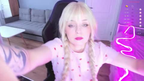 Snapshot of exhoneyangel chatting on 03.02.26 Amy online show from 03.02.26