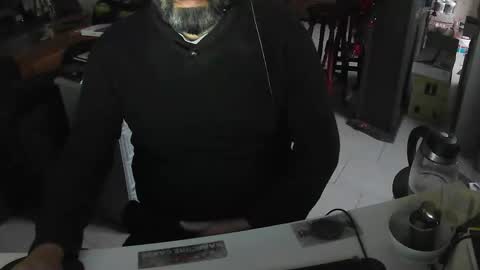 Snapshot of exibdevil chatting on 01.06.25 Gio online show from 01.06.25