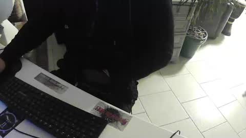 Snapshot of exibdevil chatting on 01.26.25 Gio online show from 01.26.25