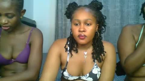 exotic_cutiee online show from 04.20.26