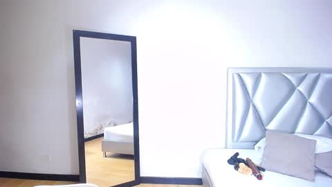 exotic_karmella online show from 12.24.24