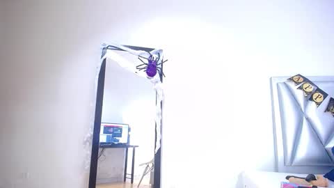 exotic_karmella online show from 10.27.25