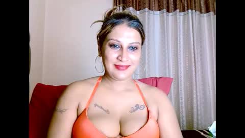 Snapshot of exoticindian37 chatting on 10.15.25 exoticindian37 online show from 10.15.25